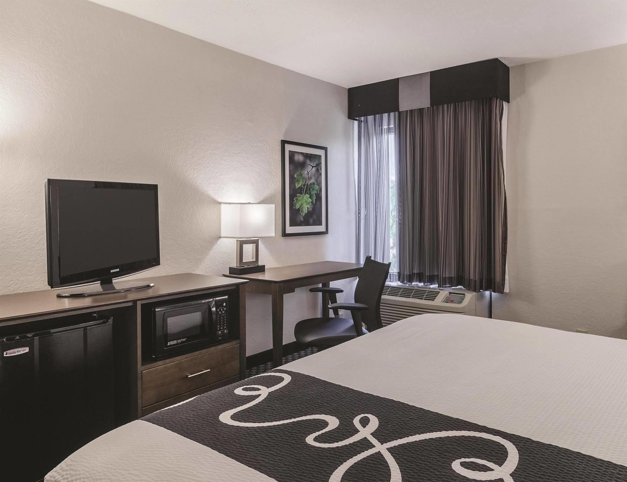 La Quinta By Wyndham Myrtle Beach - N. Kings Hwy Eksteriør billede